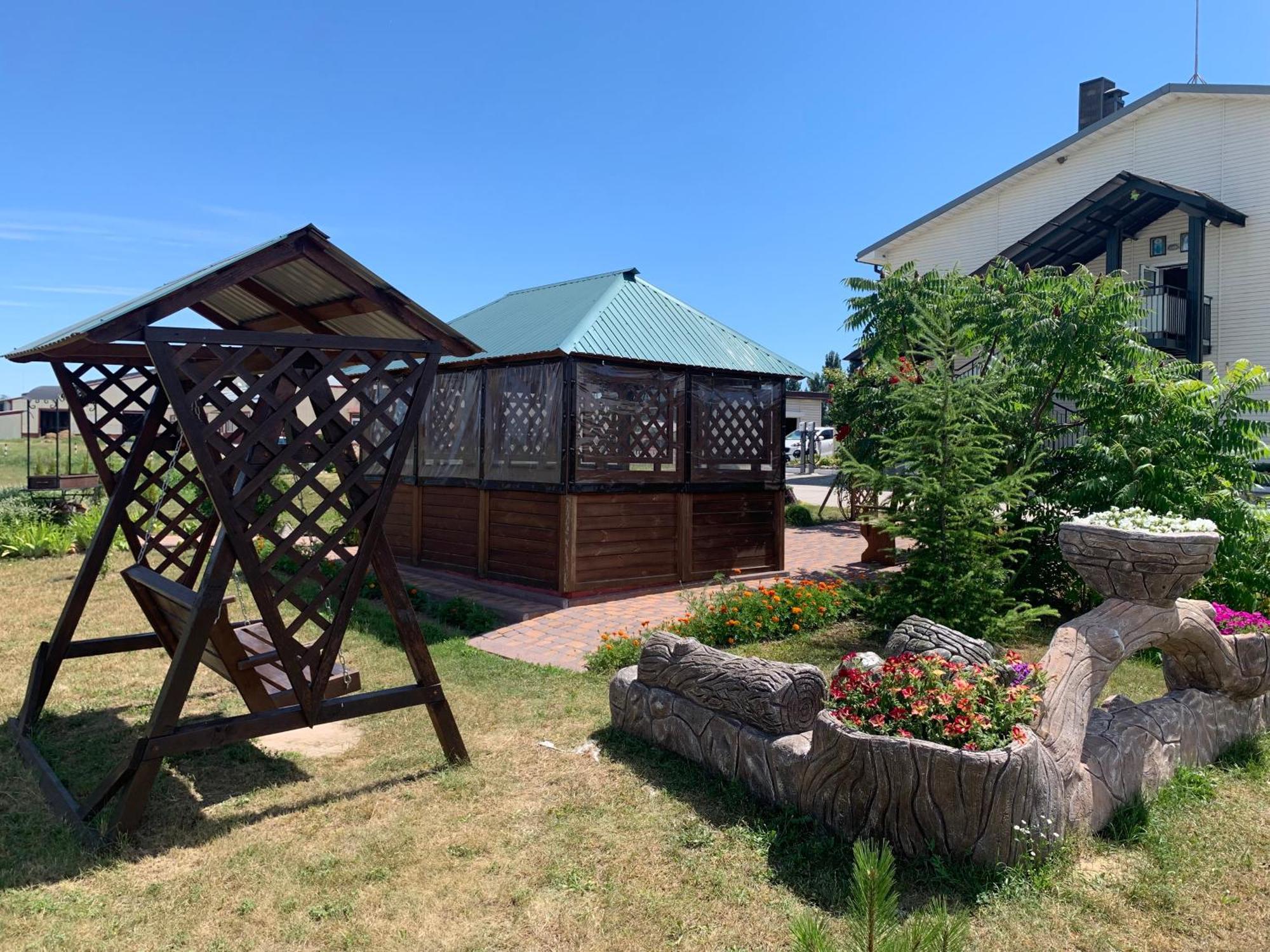 Hotel 7Ya Krasnosilske Exterior photo